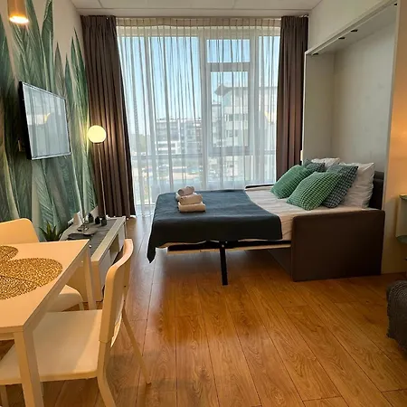 Apartman Jerozolimskie Airport And Train 325 *