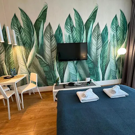 Jerozolimskie Airport And Train 325 Apartman Varsó